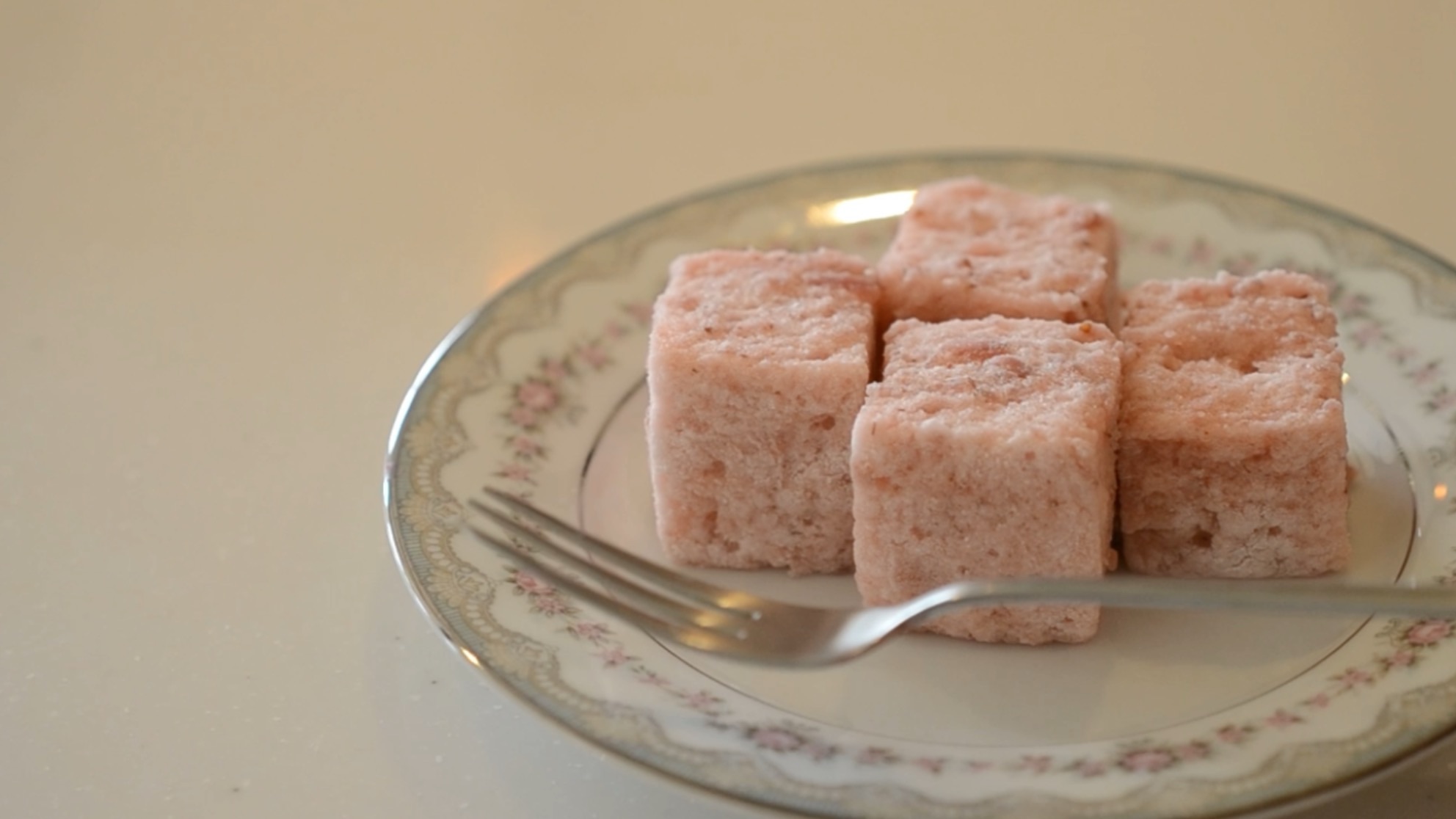 YouTube#55 冬と春の間の穏やかな時間／ヘルシーな手作りいちごのギモーヴ